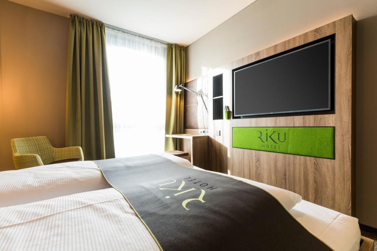 Riku Hotel ฟุลเลนดอร์ฟ ภายนอก รูปภาพ